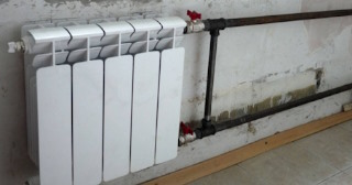 Установка биметаллических радиаторов отопления в квартире в Шуе - от 2066 руб.
